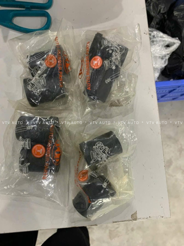 Cao su sức nhíp sau Hilux MB111203 