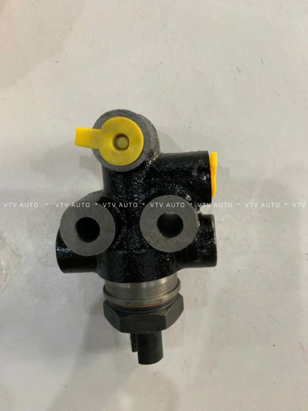 Cụm chia dầu phanh sau zace 05 47910-27110