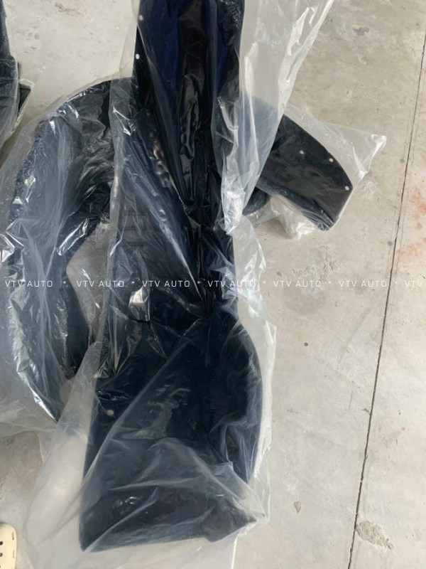 Lòng dè sau Trái- Phải Kia 86821-R0000+86822-R0000 