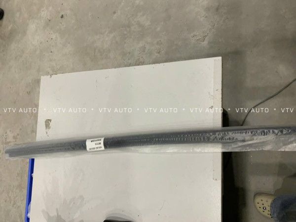 Nẹp Chân Kính Ngoài Trước Phải - Đen (Saiya) Yaris 05-11, 5 Cửa, Hatchback 68160-0D100