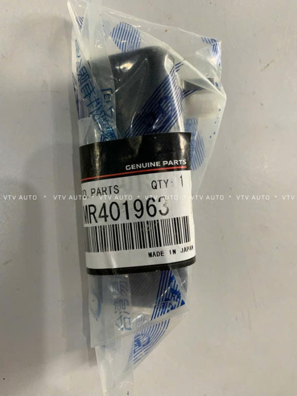 Tay mở cốp dự phòng Mitsubishi Jolie MR401963 