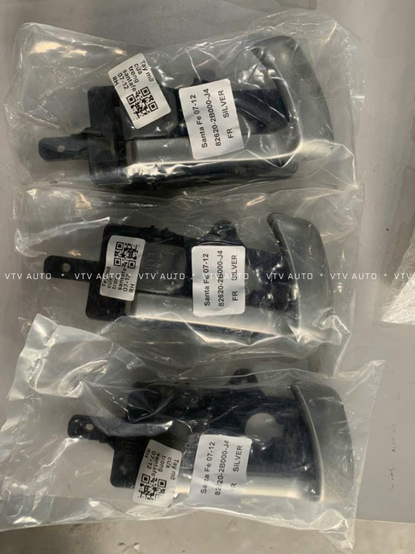 Tay mở cửa trong phải SANTAFE 07-12 82620 2B000-J4R 