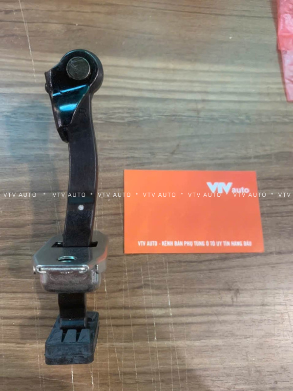 Hãm cửa Honda Accord 06-12 mã 72340-TA0-A01
