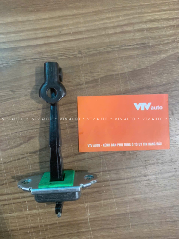 Hãm cửa sau Hyundai Elantra, Avante 07-10 mã 79480-2H000