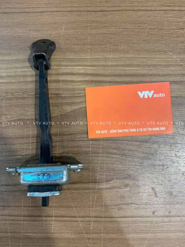 Hãm cửa sau phải Hyundai Sonata 11-15 mã 79480-3S000