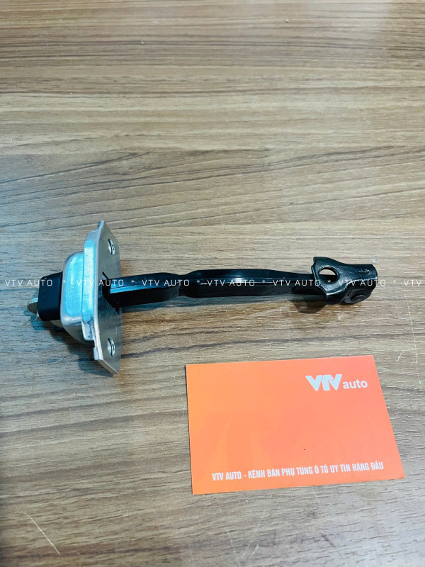 Hãm cửa trước Toyota Prado 09-15, 4Runner 09-17, Lexus GX400, GX460 13-19 mã 68610-60120