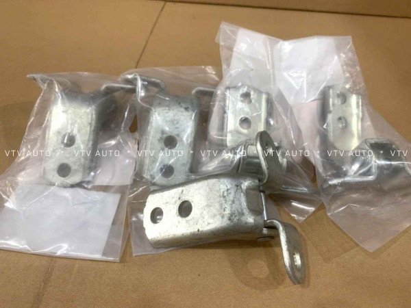 Bản Lề Cửa Trước Phải, Trên Camry 07-11