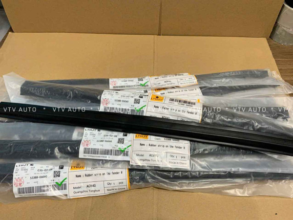 Gioăng Mép Thành Trên Khoang Máy Bên Phải Camry 07-11
