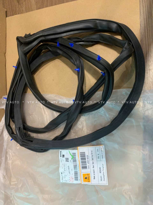 Gioăng Xốp Trên Cánh Cửa Sau Trái Highlander 07-15