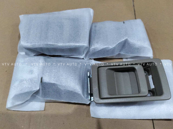 Tay Mở Ghế, Tay Gập Hàng Thứ 3, Hàng Cuối Highlander 07-15