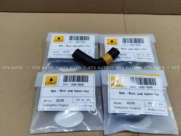 Ống Cao Su Cong Ngắn Bắt Vào Két Sinh Hàn Làm Mát Dầu Nhớt Land Cruiser 98-07, Sc430 01-10, Lx470 99-07, , Máy 2Uz, 3Uz