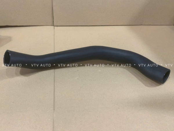 Ống Cao Su Cút Nước Dưới Bắt Vào Két Nước Land Cruiser 98-07 Fzj100, Fzj105, Máy 1Fzfe