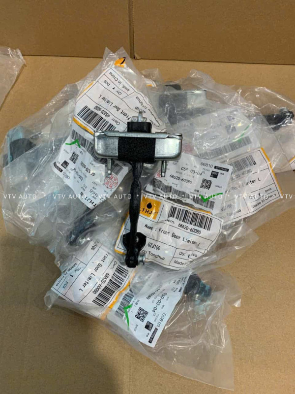 Hãm Cửa, Hạn Chế Cửa Trước Trái, Có Vấu Cài Land Cruiser 98-07, Lx470 98-07