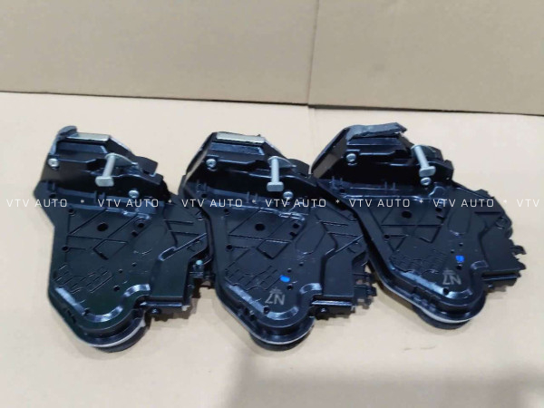 Khóa Ngậm Cửa Sau Trái Camry 12-25